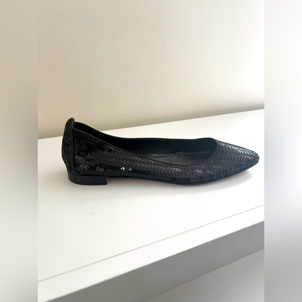 Manolo Blahnik Black Flats sequined Design